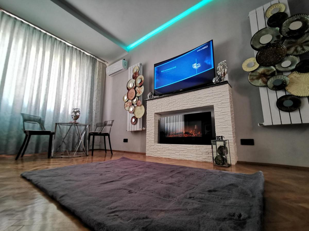 Crystal Central Apartment 布拉索夫 外观 照片