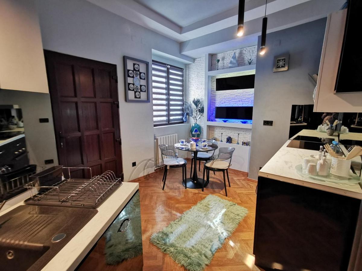 Crystal Central Apartment 布拉索夫 外观 照片