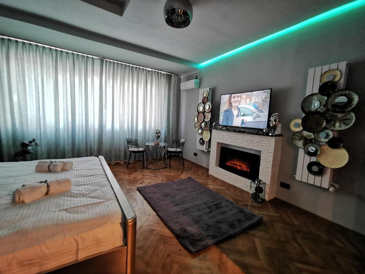 Crystal Central Apartment 布拉索夫 外观 照片
