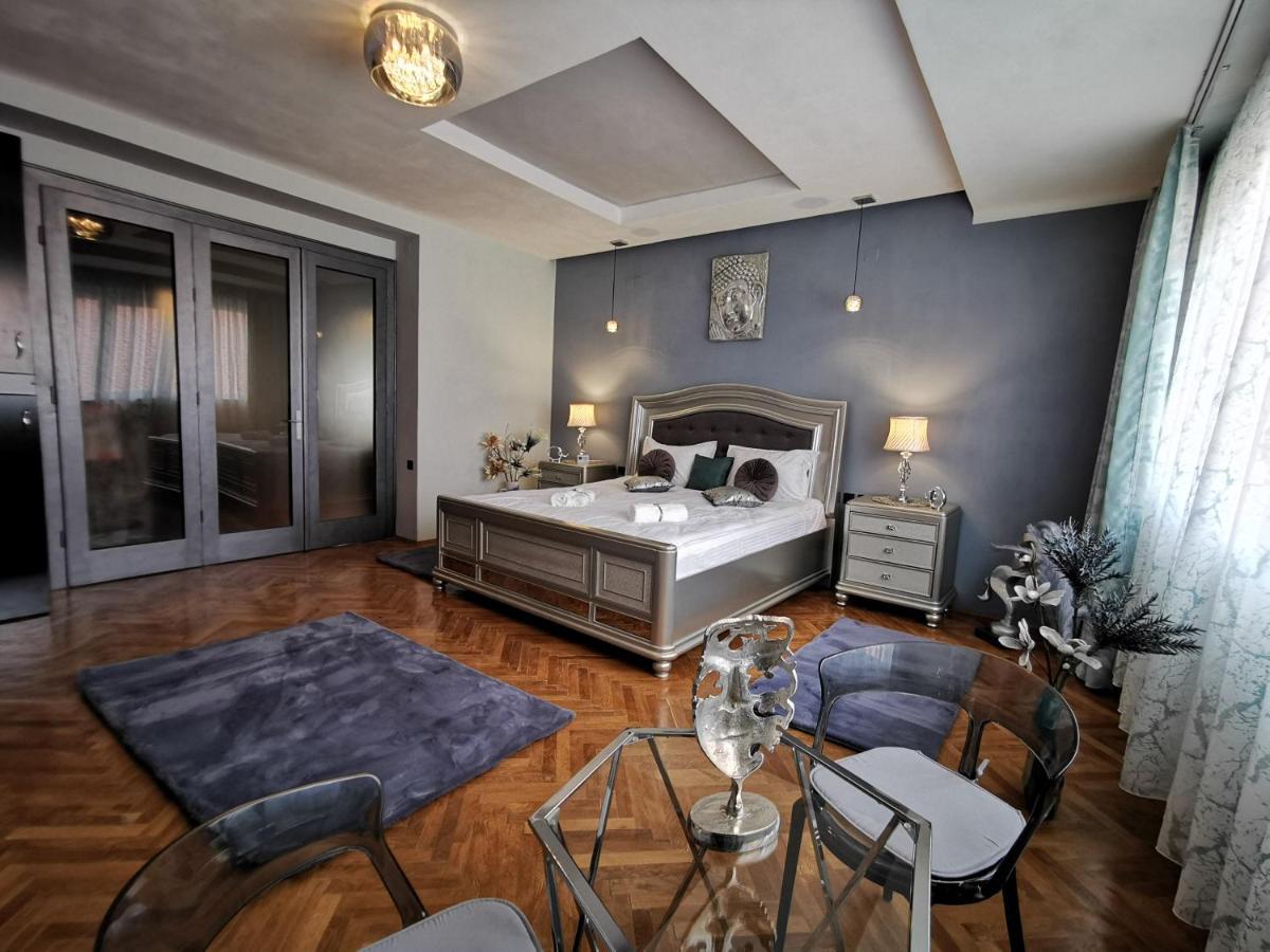 Crystal Central Apartment 布拉索夫 外观 照片